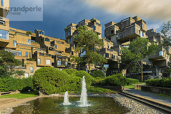 Wohnkomplex von Habitat 67 in Montreal  ein einzigartiger und geometrischer Wohnkomplex; Montreal  Quebec  Kanada