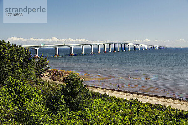 Confederation Bridge von der Seite von New Brunswick; New Brunswick  Kanada