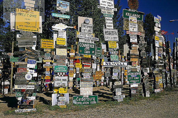 Signpost Forest  Watson Lake  British Columbia  Kanada