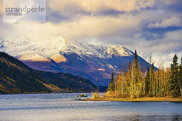 Kathleen-See und Berge  Kluane-Nationalpark und -Reservat von Kanada  Yukon