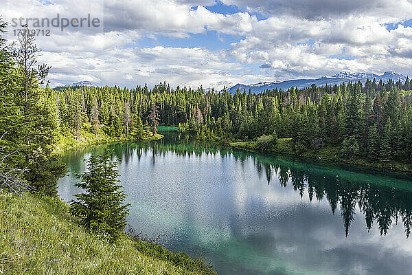 Dritter See im Tal der fünf Seen im Jasper-Nationalpark; Alberta  Kanada