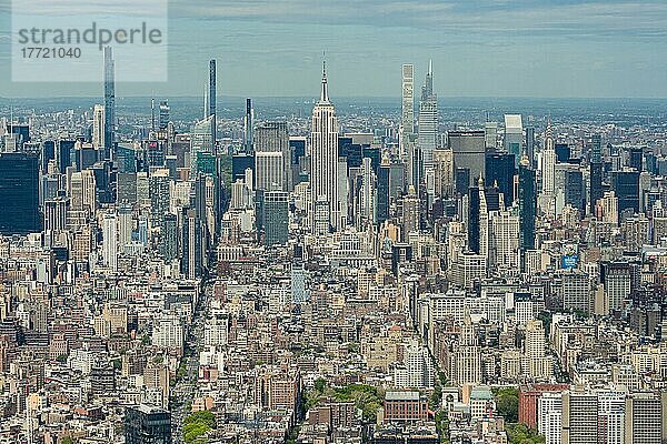 Blick auf Manhattan aus der Vogelperspektive  New York City  New York  USA  Nordamerika