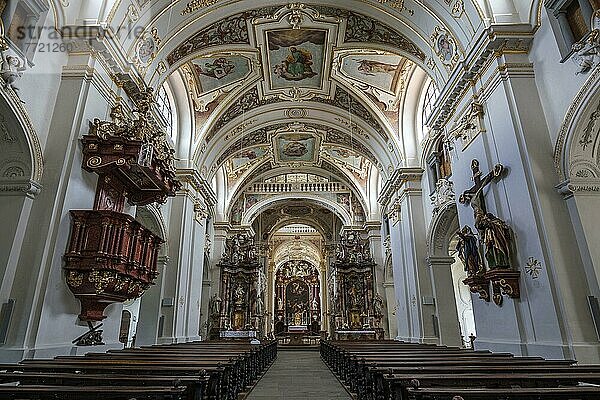 Basilika St. Lorenz  Benediktinerabtei  Hauptschiff  Innenansicht  Kempten  Allgäu  Bayern  Deutschland  Europa