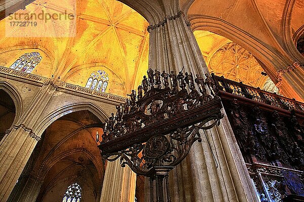 Altstadt von Sevilla  Kathedrale innen  Andalusien  Spanien  Europa