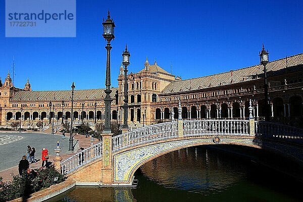 Stadt Sevilla  am Plaza de Espana  der Spanische Platz  Teilansicht  Andalusien  Spanien  Europa