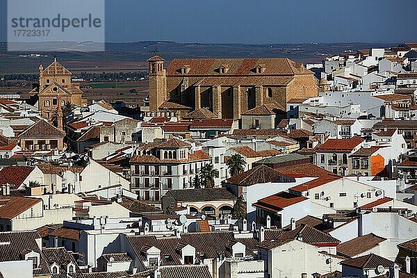 Iglesia de San Pedro  Peterskirche  Altstadt von Antequera  Andalusien  Spanien  Europa