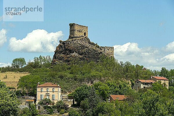 Schloss Laroche-Faugere. Bournoncle Saint Pierre in der Nähe der Stadt Brioude  Departement Haute Loire. Auvergne Rhône-Alpes. Frankreich