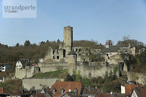 Blick auf Burg in Eppstein  Hessen  Deutschland  Europa