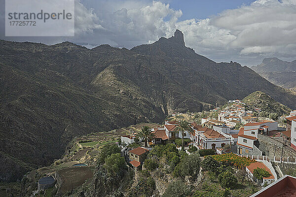 Blick auf die Berge und den Gipfel El Nublo im zentralen Hochland in Tejeda auf Gran Canaria  Kanarische Inseln  Spanien  Atlantik  Europa