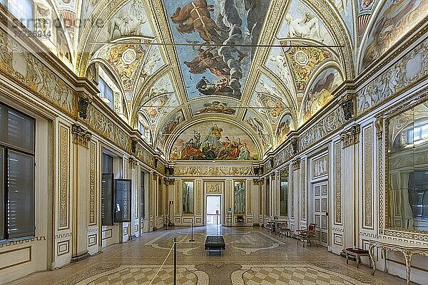 Galerie der Spiegel  Palazzo Ducale  UNESCO-Weltkulturerbe  Mantua (Mantua)  Lombardei (Lombardei)  Italien  Europa