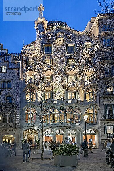 Antoni Gaudi  Casa Batlo  UNESCO-Weltkulturerbe  Barcelona  Katalonien  Spanien  Europa