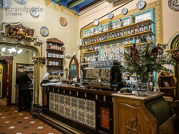 Interior of Els Quatre Gats  an art nouveau cafe opened in 1896 and hub for the Modernisme movement  Barcelona  Catalonia  Spain  Europe