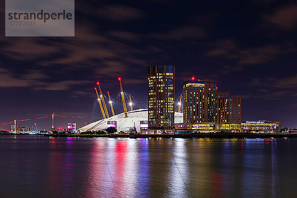 O2 Arena bei Nacht  Greenwich Peninsula  London  England  Vereinigtes Königreich  Europa