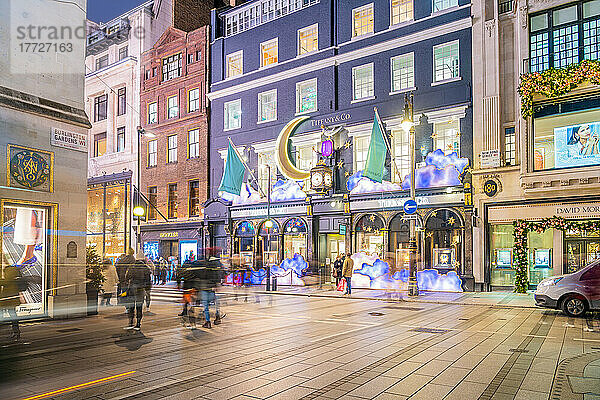 Tiffany Store Weihnachtsbeleuchtung in Mayfair  London  England  Vereinigtes Königreich  Europa