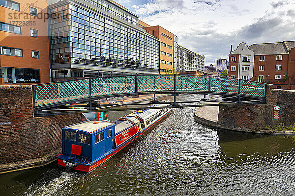 Kanalbootstour  Canal Old Line  Birmingham  West Midlands  England  Vereinigtes Königreich  Europa