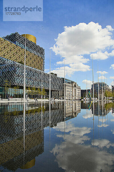 Centenary Square  Birmingham Library  Birmingham  West Midlands  England  Vereinigtes Königreich  Europa