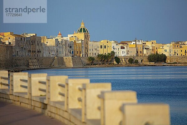 Trapani  Sizilien  Italien  Mittelmeer  Europa