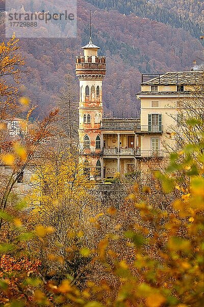 Schloss von Roreto  Val di Cervo  Biella  Piemont  Italien  Europa