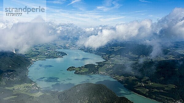 Blick vom Schafberg auf Mondsee  Salzkammergut  Oberösterreich  Österreich  Europa