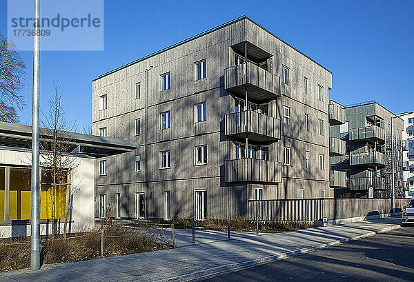 Deutschland  Bayern  München  Energieeffiziente Holzwohnungen im Prinz-Eugen-Park-Komplex