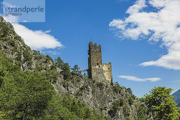 Österreich  Tirol  Stanz bei Landeck  Ruine der Burg Schrofenstein