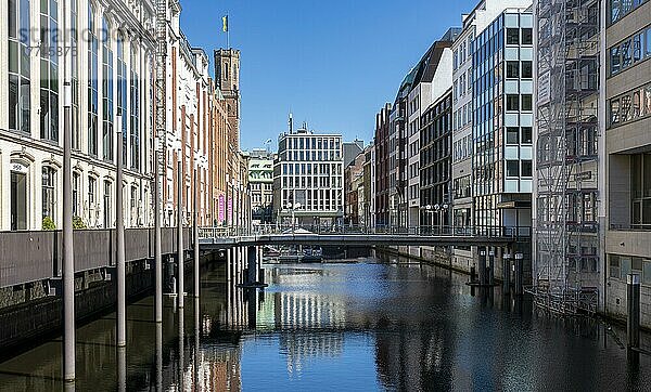 Wohn- und Geschäftshäuser am Alsterfleet  Hamburg  Deutschland  Europa