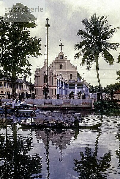 St. George Forane Kirche in Edathuva in der Nähe von Alappuzha  Kerala  Indien  Asien