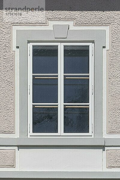 Fenster  Gebäude  Architektur  Bahnhof Schaan-Vaduz  Liechtenstein  Europa