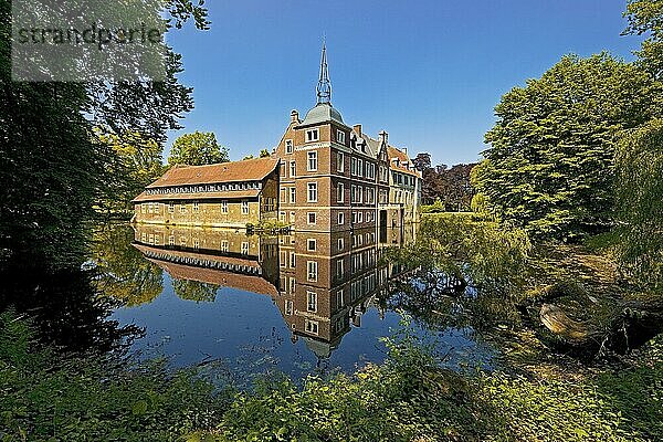Schloss Senden  Senden  100-Schlösser-Route  Münsterland  Nordrhein-Westfalen  Deutschland  Europa