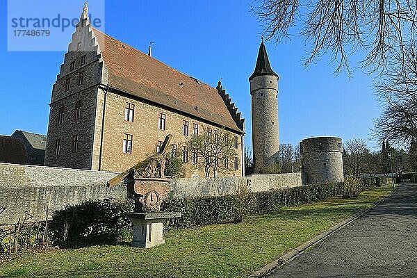 Dicker Turm  Nikolausturm  historische Häuser  historische Stadt  Ochsenfurt  Unterfranken  Bayern  Deutschland  Europa