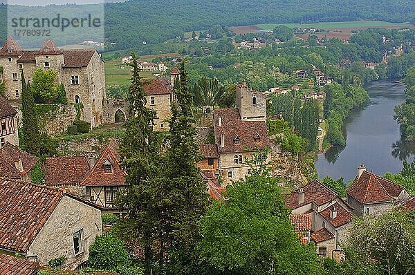 Lot-Tal  Fluss Lot  Jakobsweg  Midi-Pyrenäen  Saint Cirq Lapopie  Frankreich  Europa