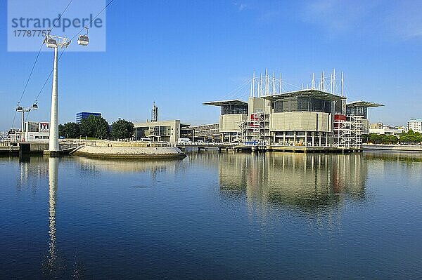 Lissabon  Aquarium im Parque das Nacoes  Ozeanarium im Park der Nationen  Lissabon Expo 98  Portugal  Europa