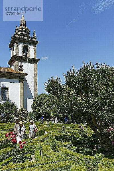 Kapelle im Garten vom Mateuspalast  Mateus  Nähe Vila Real  Portugal  Europa