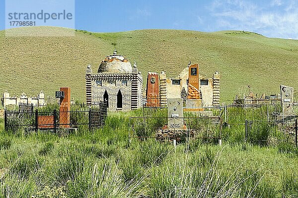 Muslimischer Friedhof  Eki-Naryn-Schlucht  Region Naryn  Kirgisistan