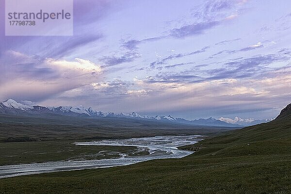 Fluss im Sary Jaz-Tal  Region Issyk Kul  Kirgisistan