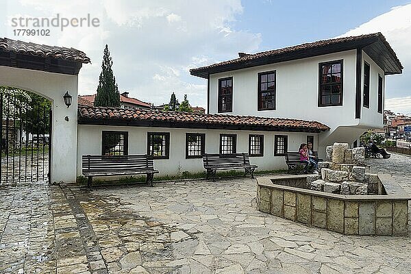 Gebäude der Liga für die Verteidigung der Rechte der albanischen Nation  Liga von Prizren  Kosovo  Europa