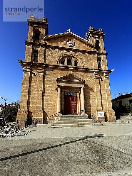 Kirche in Korucam  Kormakiti  maronitische Gemeinde  Kirchengemeinde  Nordzypern