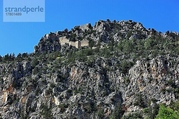 Burg Buffavento  Reste der Burgmauern  Nordzypern