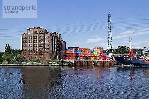 Ehemalige Ölmühle  Lübeck-Siems  Lübeck  Schleswig-Holstein  Deutschland  Lübeck  Schleswig-Holstein  Deutschland  Europa