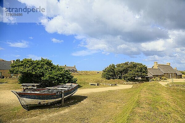 Ehemaliges Dorf Meneham mit reetgedeckten Häusern  heute Freiluftmuseum  Menez Ham  Kerlouan  Departement Finistère Penn ar Bed  Region Bretagne Breizh  Frankreich  Europa