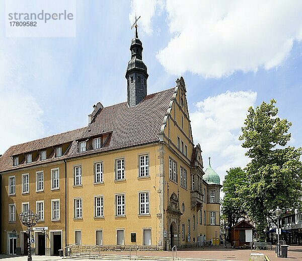 Altes Amtsgericht  heute Kreismusikschule  Gütersloh  Ostwestfalen  Nordrhein-Westfalen  Deutschland  Europa