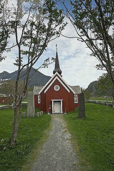 Kirche von Flakstad  Lofoten  Norwegen  Europa