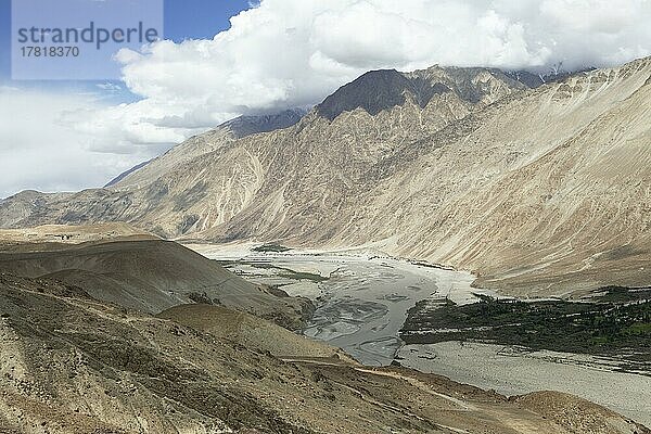 Shyok Fluss  Leh Distrikt  Nubra Thesil  Ladakh  Indien  Asien