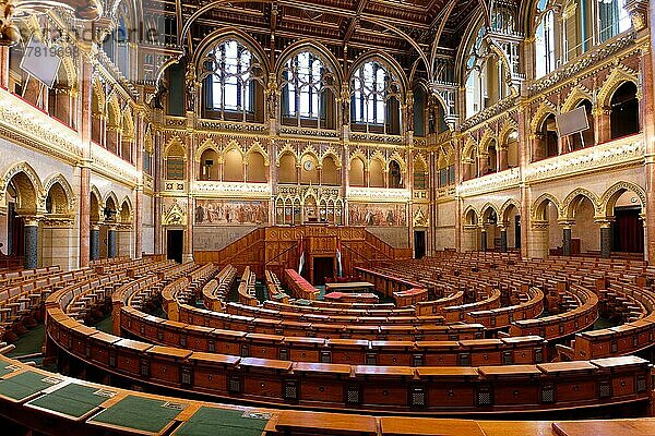 Parlament  Sitzungssaal  Innenansicht  Lipótváros  Budapest  Ungarn  Europa