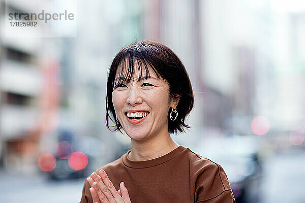 Porträt einer japanischen Frau