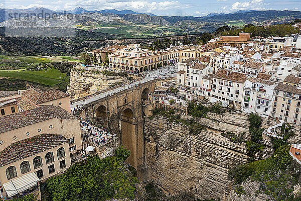 Luftaufnahme der historischen Stadt Ronda  Andalusien  Spanien  Europa