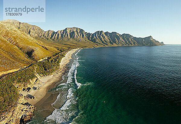 Luftaufnahme von Kogel Bay  Westkap  Südafrika  Afrika