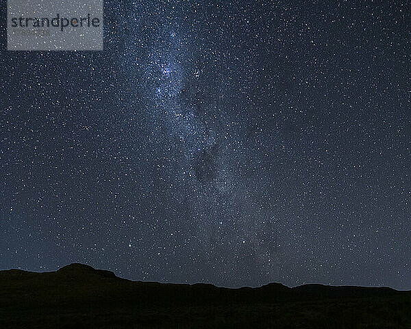 Die Milchstraße bei Nacht  Drakensberge  Royal Natal National Park  Provinz KwaZulu-Natal  Südafrika  Afrika