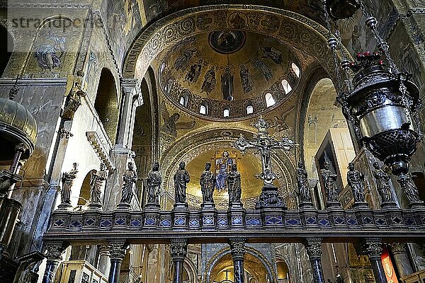 Basilika San Marco  Markuskirche  Innenaufnahme  Venedig  Italien  Europa