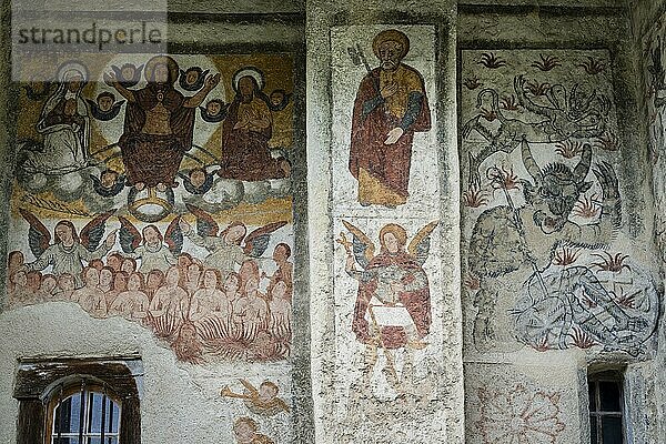 Okzitanien  Louron-Tal  Dorf Mont  romanische Kirche  Wandmalereien der Hölle und des Teufels  Frankreich  Europa